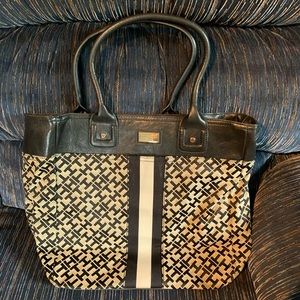 Tommy Hilfiger purse